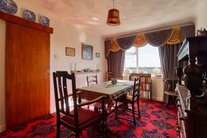 Dining Room- click for photo gallery
